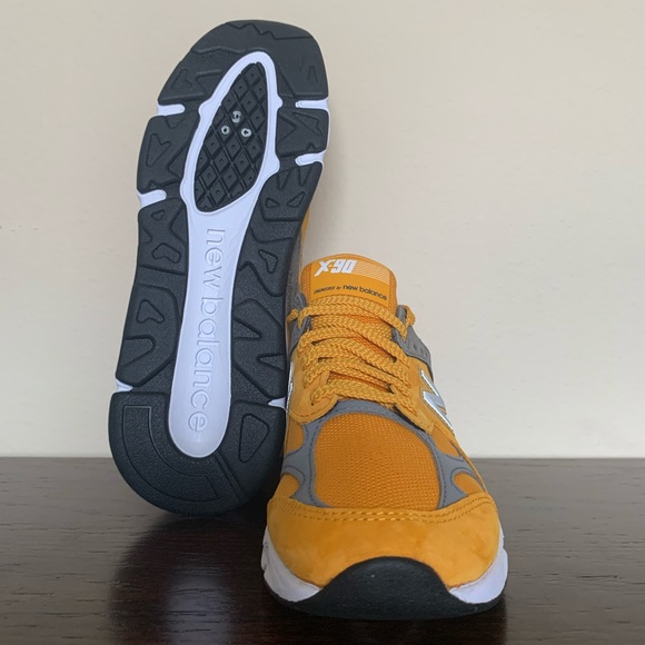 New Balance X90 - Picture 4 of 8
